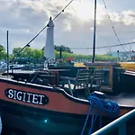 Houseboat Tante Piet